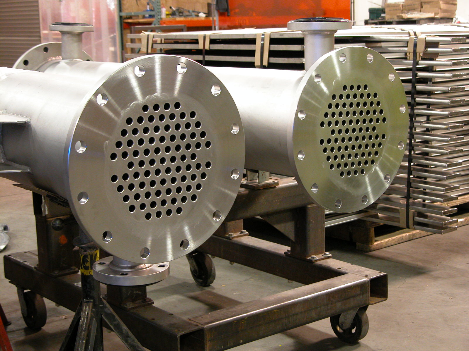 Hastelloy C-276 Shell and Tube Heat Exchangers with Polished Tub